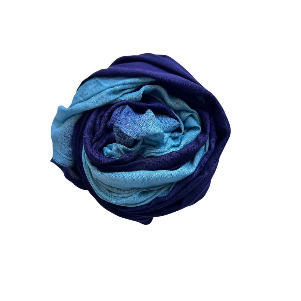 Aṭyāf in Turquoise and Electric Blue