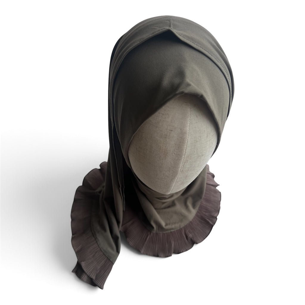 Ruffled Slip on Scarf in Rich Olive