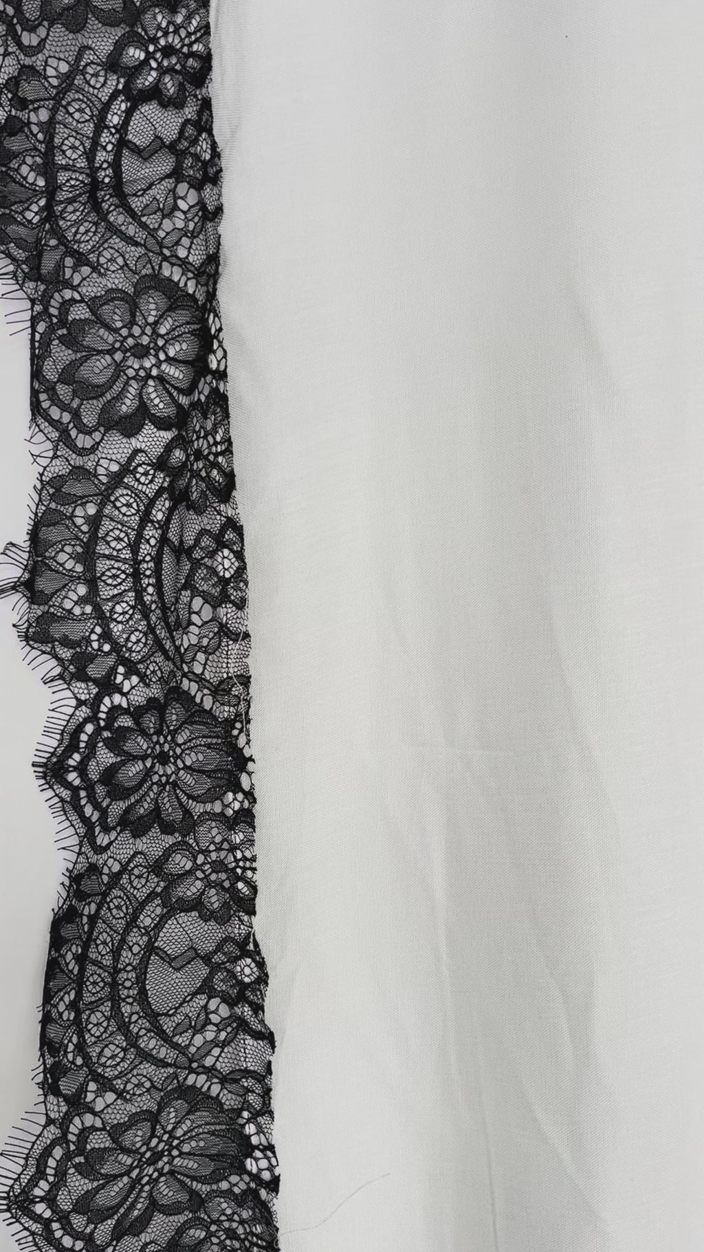 Ghazelle Laced Modal in White