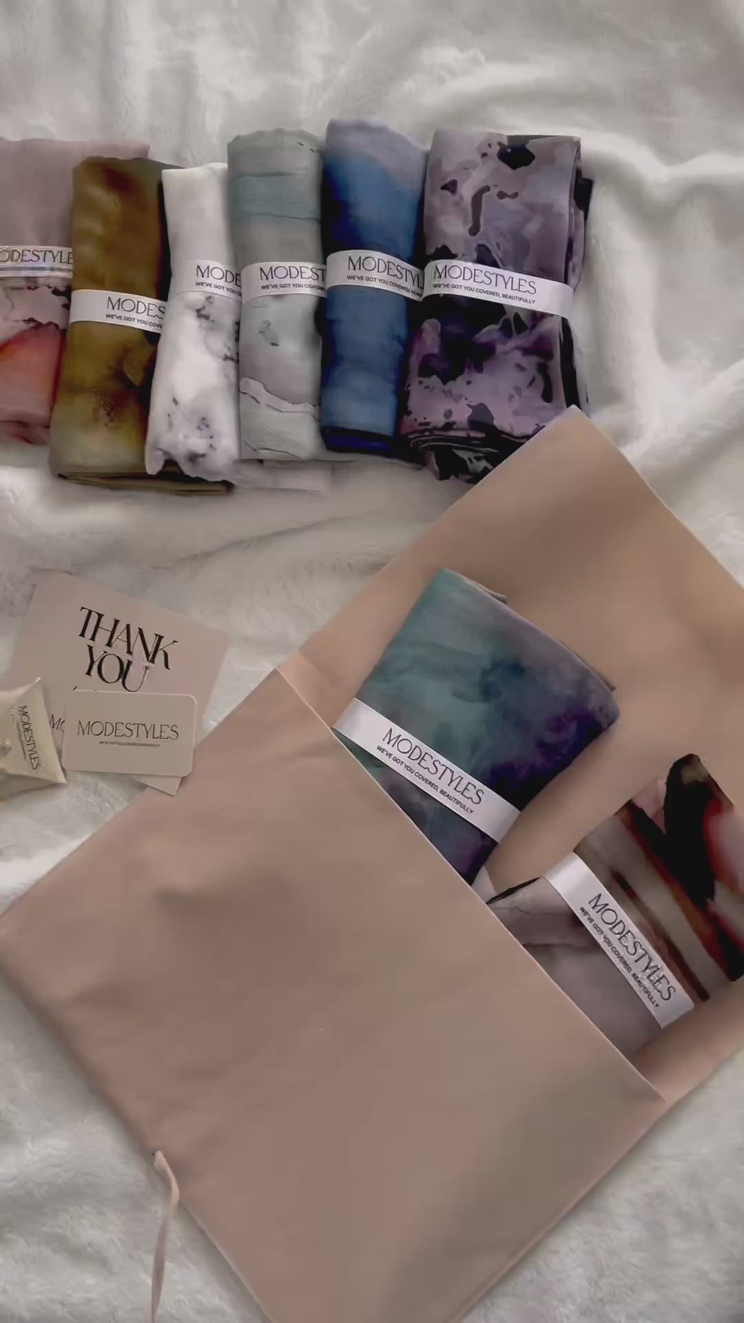 Signature Premium Pouch